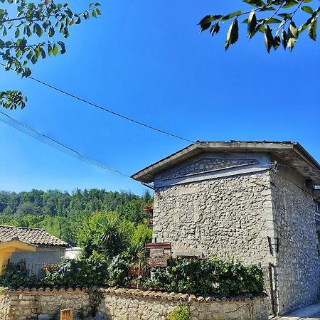 Casale Dei Ricordi Bed and Breakfast Arce Buitenkant foto