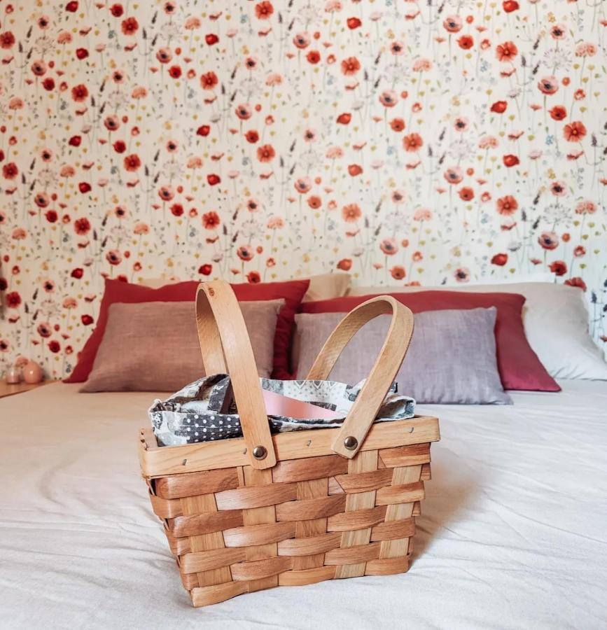Casale Dei Ricordi Bed and Breakfast Arce Buitenkant foto